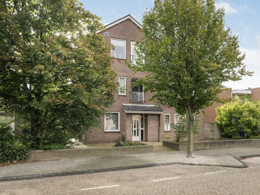 Julianastraat 5E, POELDIJK