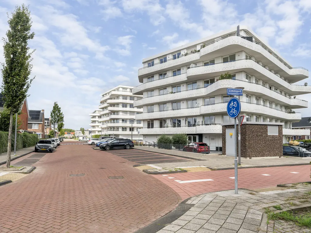 Vallumstraat 130, NAALDWIJK