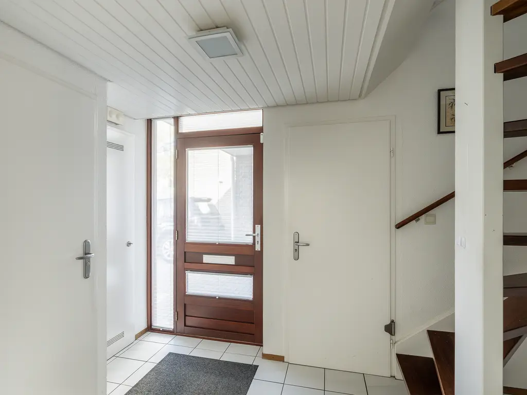 Van Houtenstraat 5, NAALDWIJK
