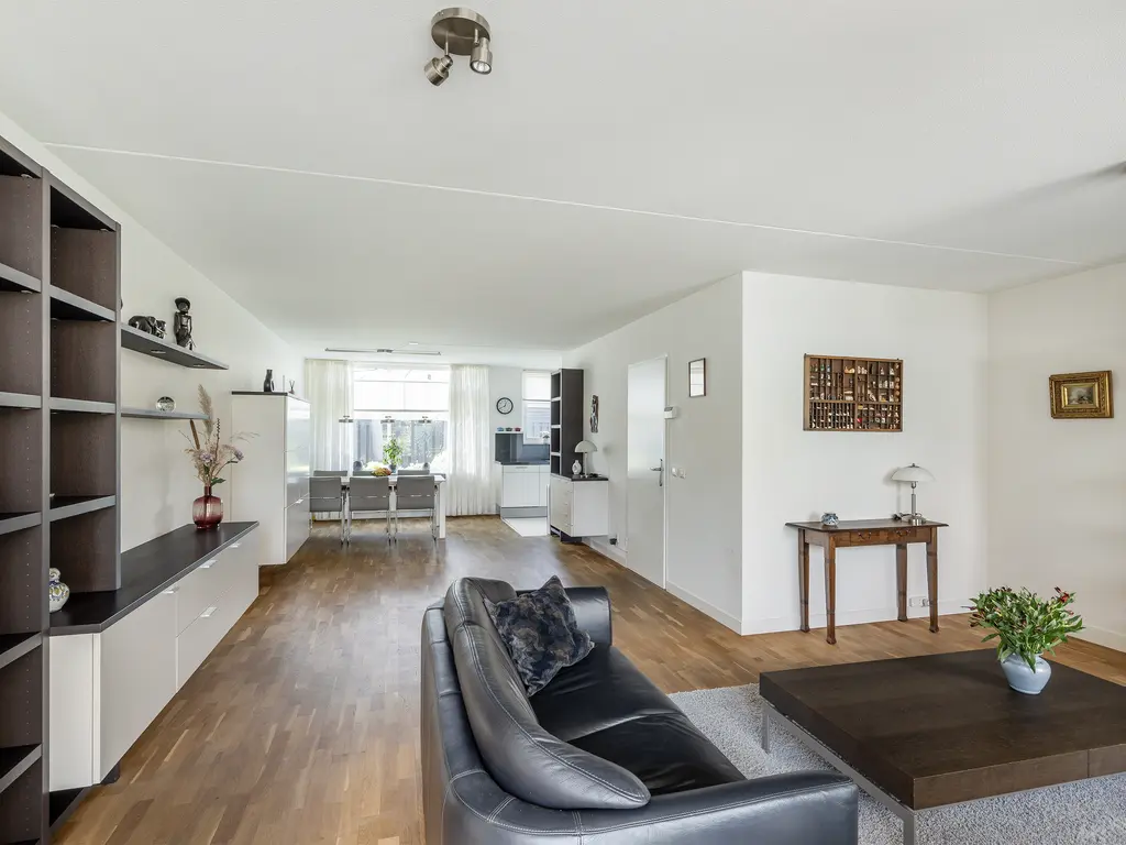 Van Houtenstraat 5, NAALDWIJK