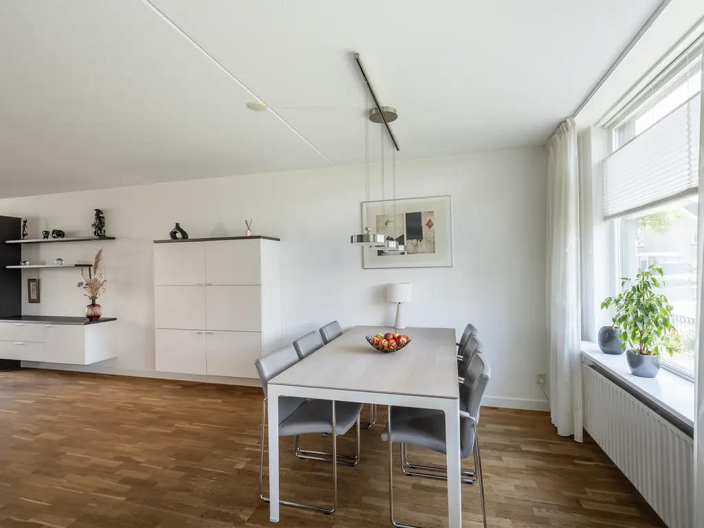 Van Houtenstraat 5, NAALDWIJK