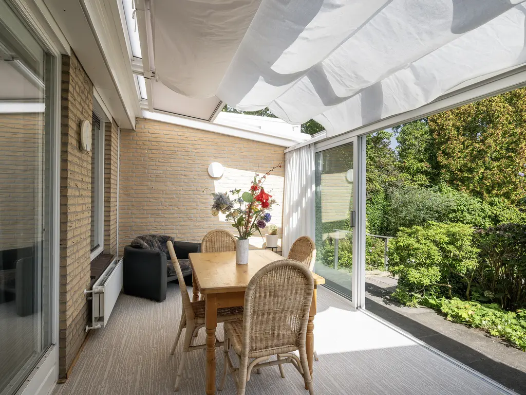 Van Houtenstraat 5, NAALDWIJK
