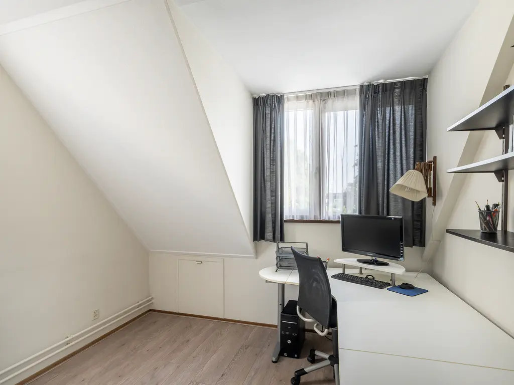 Van Houtenstraat 5, NAALDWIJK