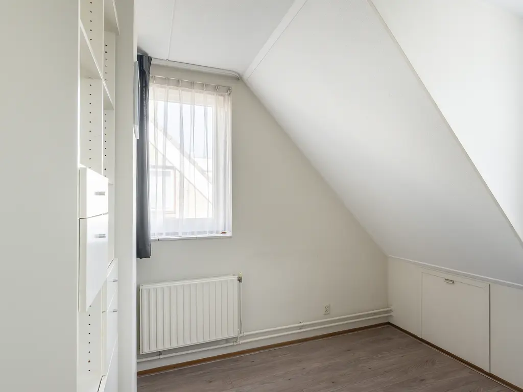 Van Houtenstraat 5, NAALDWIJK