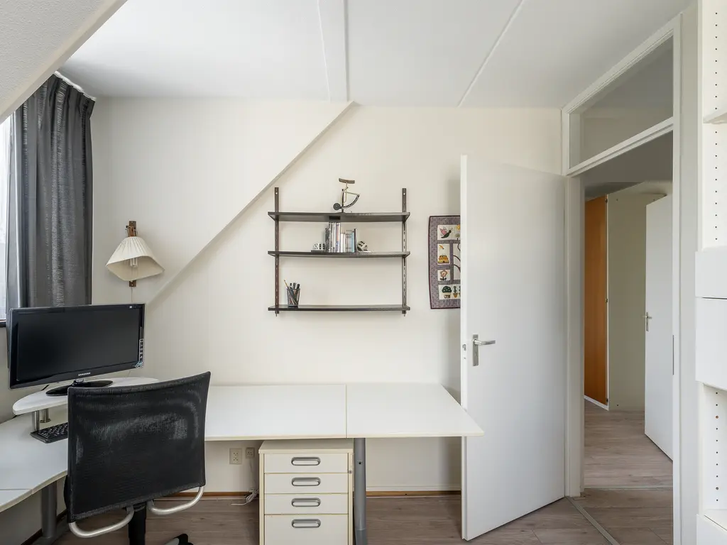 Van Houtenstraat 5, NAALDWIJK