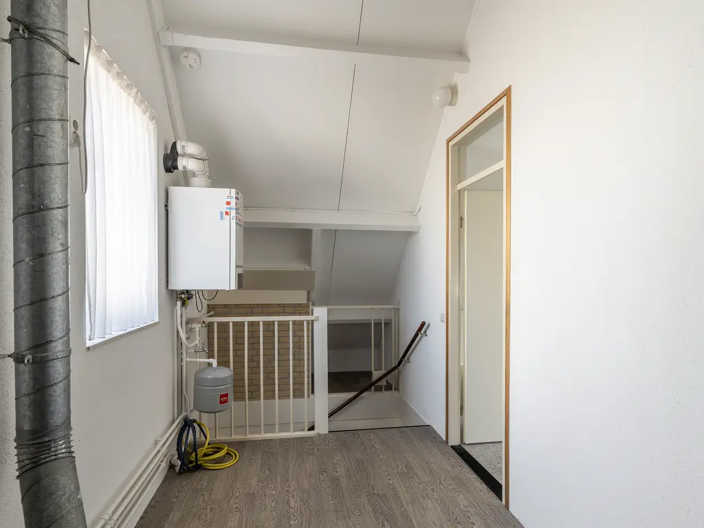 Van Houtenstraat 5, NAALDWIJK