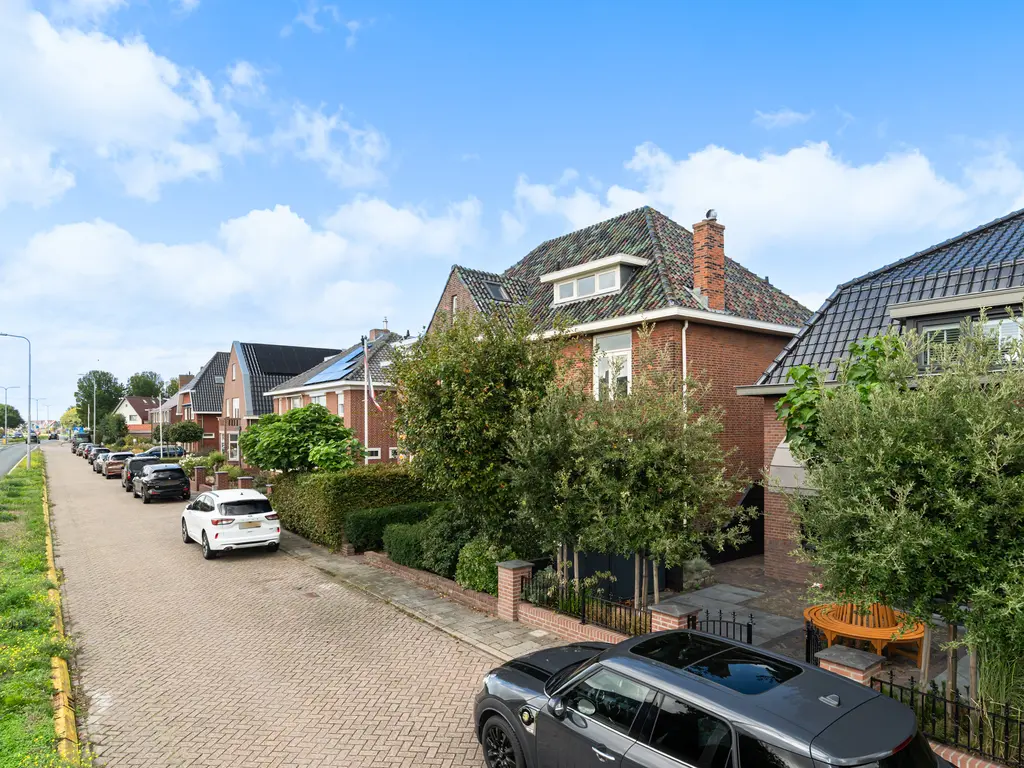 Emmastraat 90, MONSTER