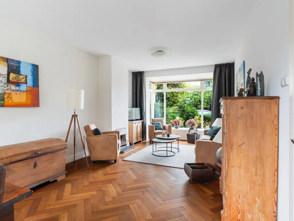Emmastraat 90, MONSTER