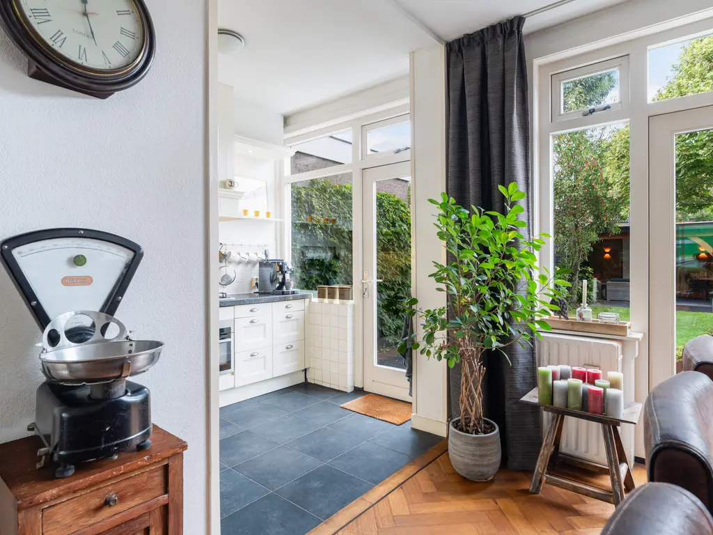 Emmastraat 90, MONSTER