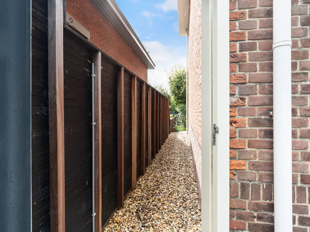 Emmastraat 90, MONSTER