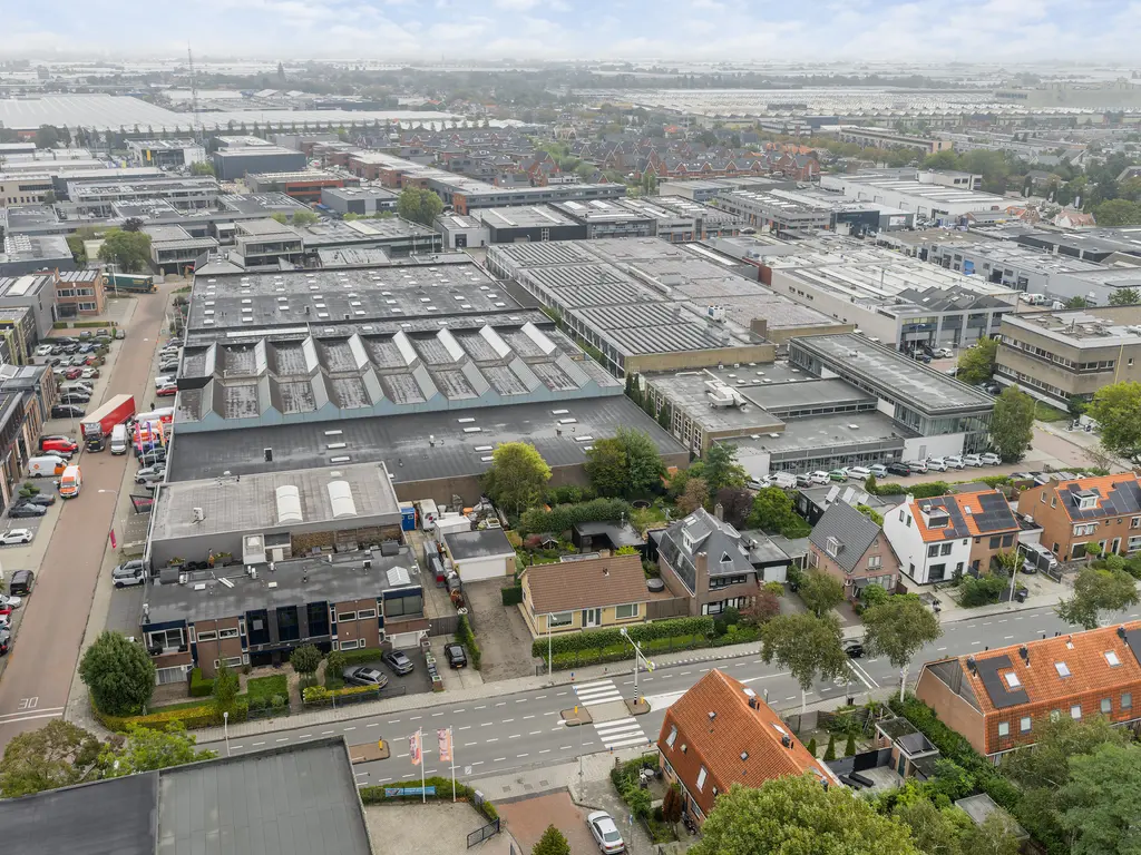 Grote Woerdlaan 28, NAALDWIJK