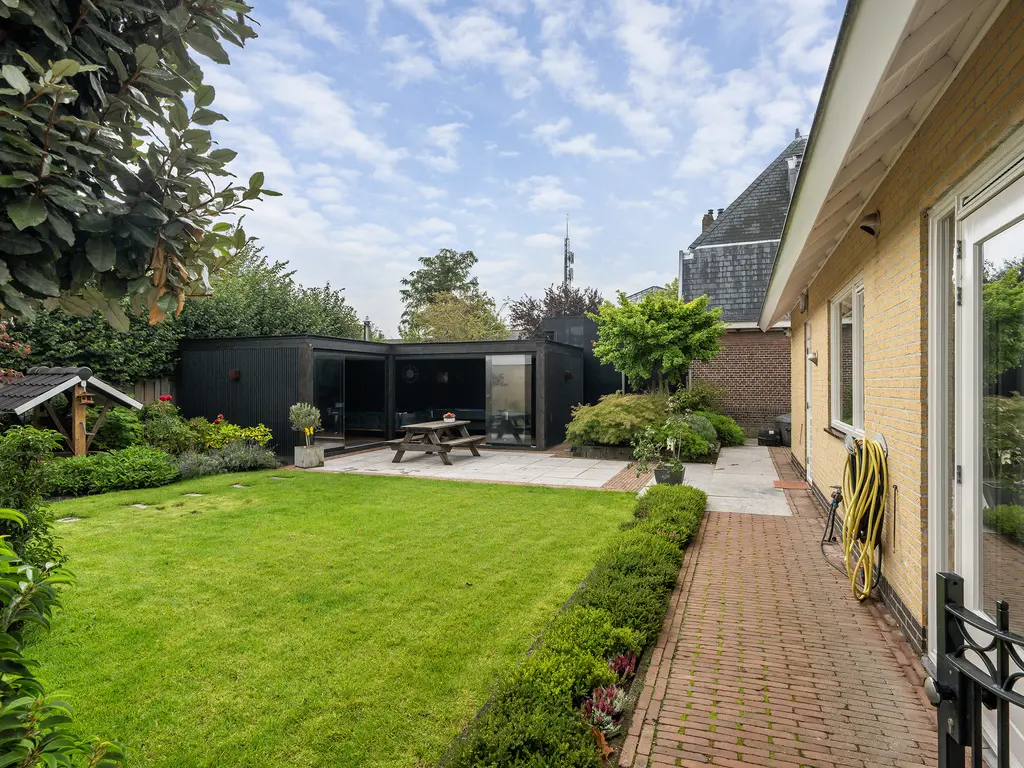 Grote Woerdlaan 28, NAALDWIJK
