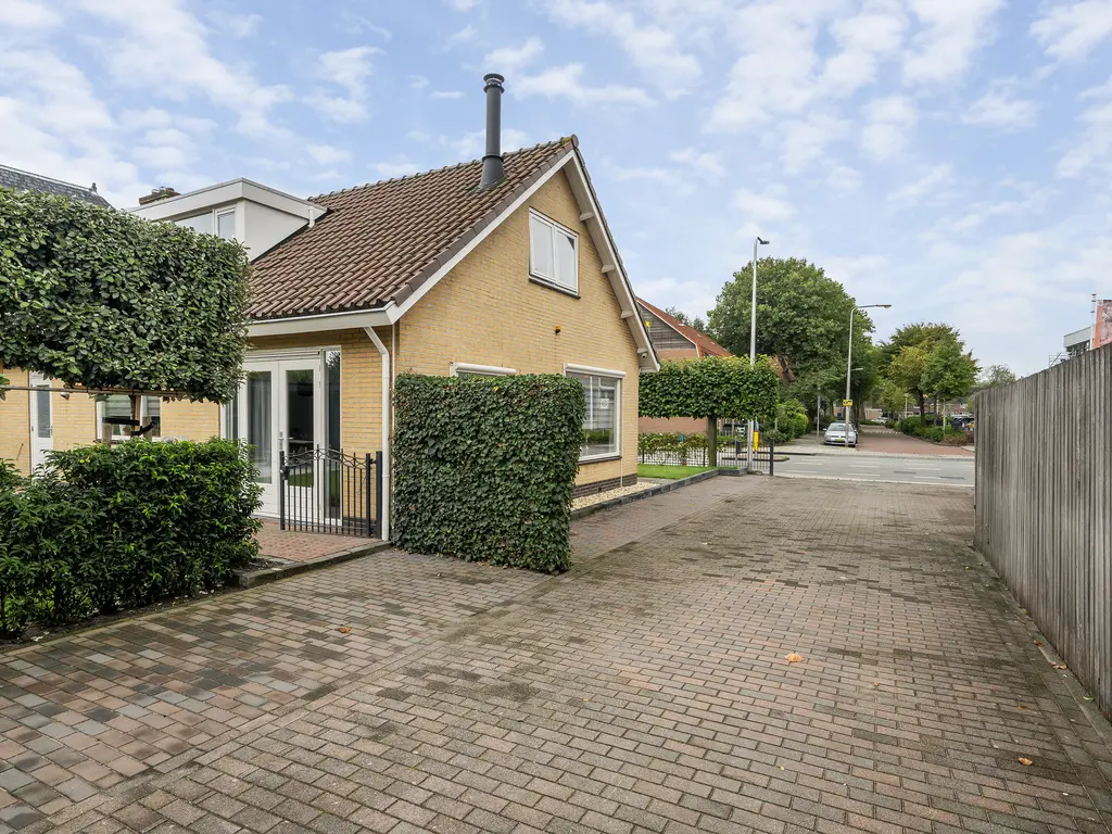 Grote Woerdlaan 28, NAALDWIJK