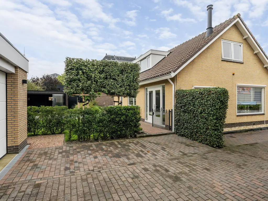 Grote Woerdlaan 28, NAALDWIJK