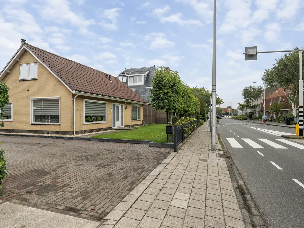 Grote Woerdlaan 28, NAALDWIJK