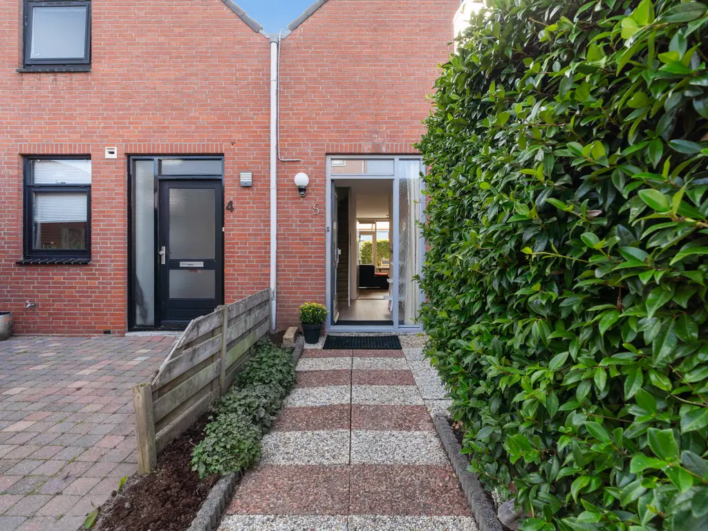 Anemoon 5, NAALDWIJK