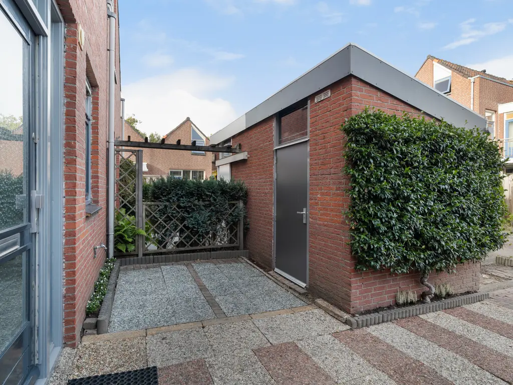 Anemoon 5, NAALDWIJK