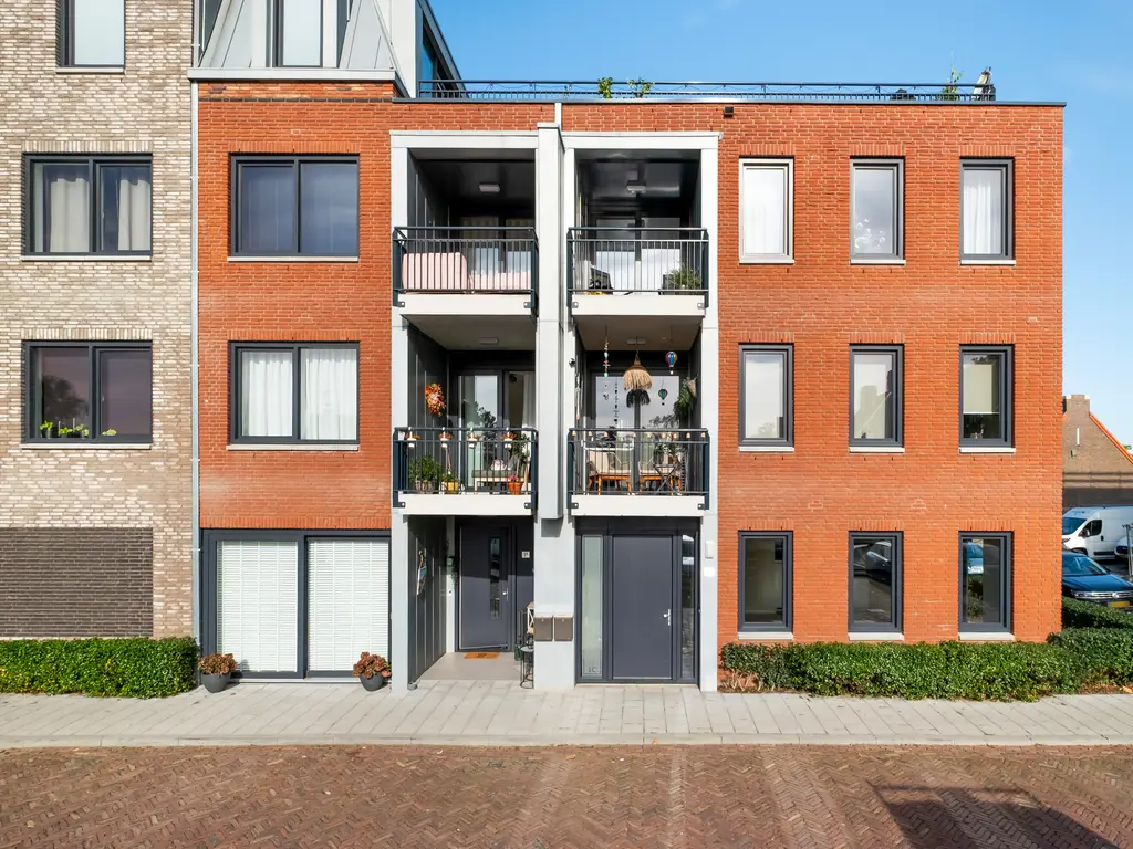 Johan van Oldenbarneveldtstraat 1C, HONSELERSDIJK