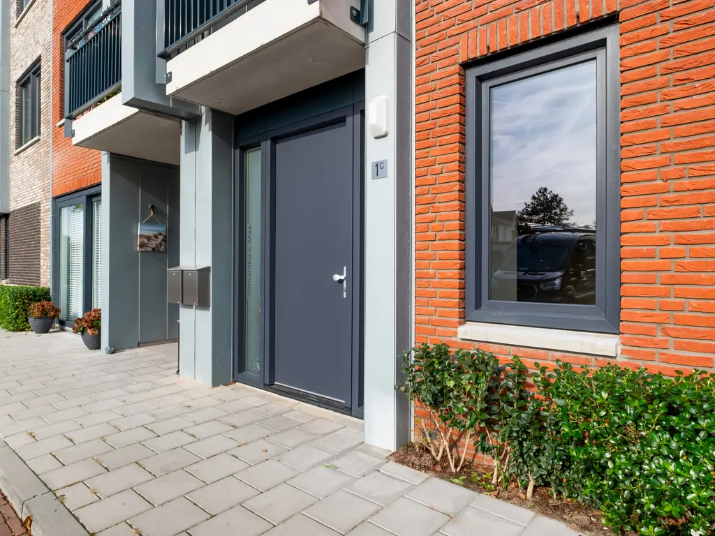 Johan van Oldenbarneveldtstraat 1C, HONSELERSDIJK
