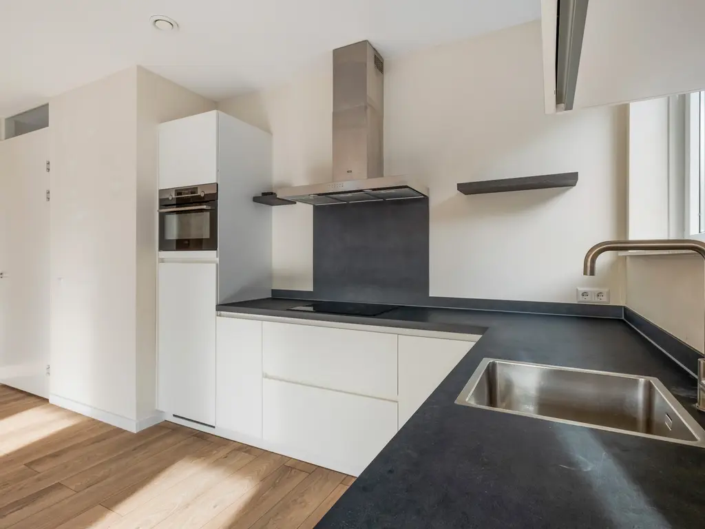 Johan van Oldenbarneveldtstraat 1C, HONSELERSDIJK