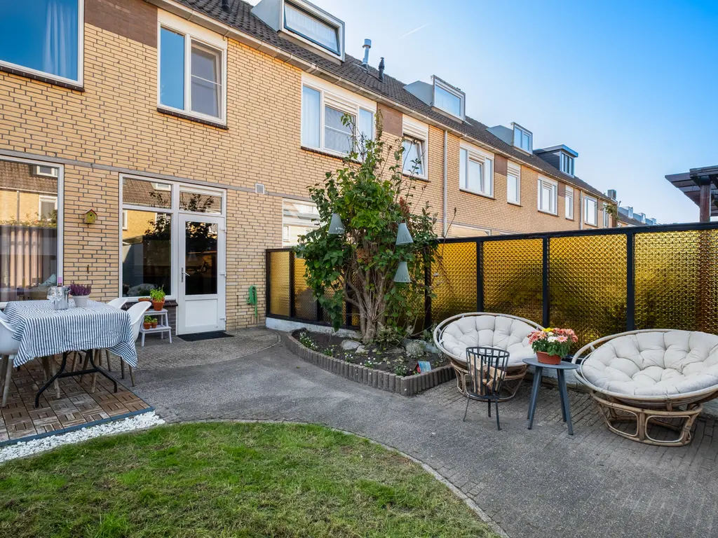 De Meibloem 39, WATERINGEN
