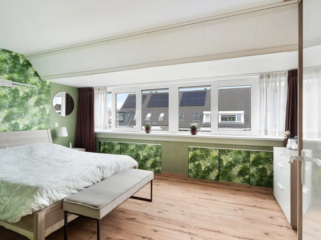 Cort van der Lindenstraat 12, NAALDWIJK
