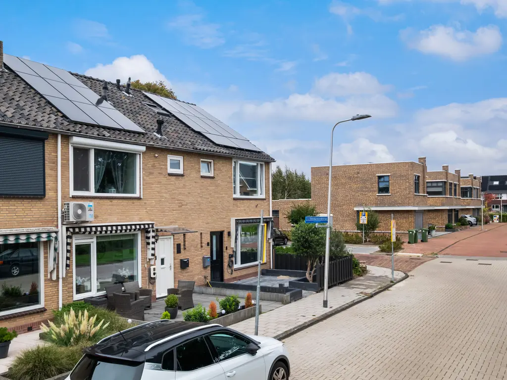 Johan van Oldenbarneveldtstraat 35, HONSELERSDIJK