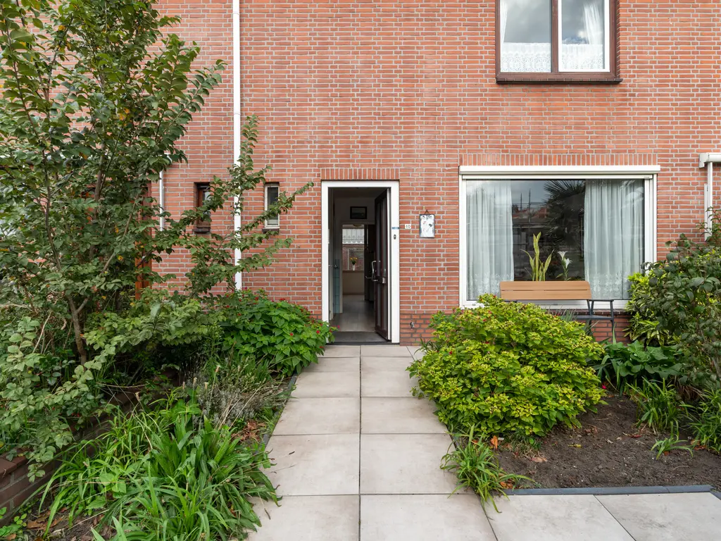 Prins Mauritsstraat 10, MAASDIJK