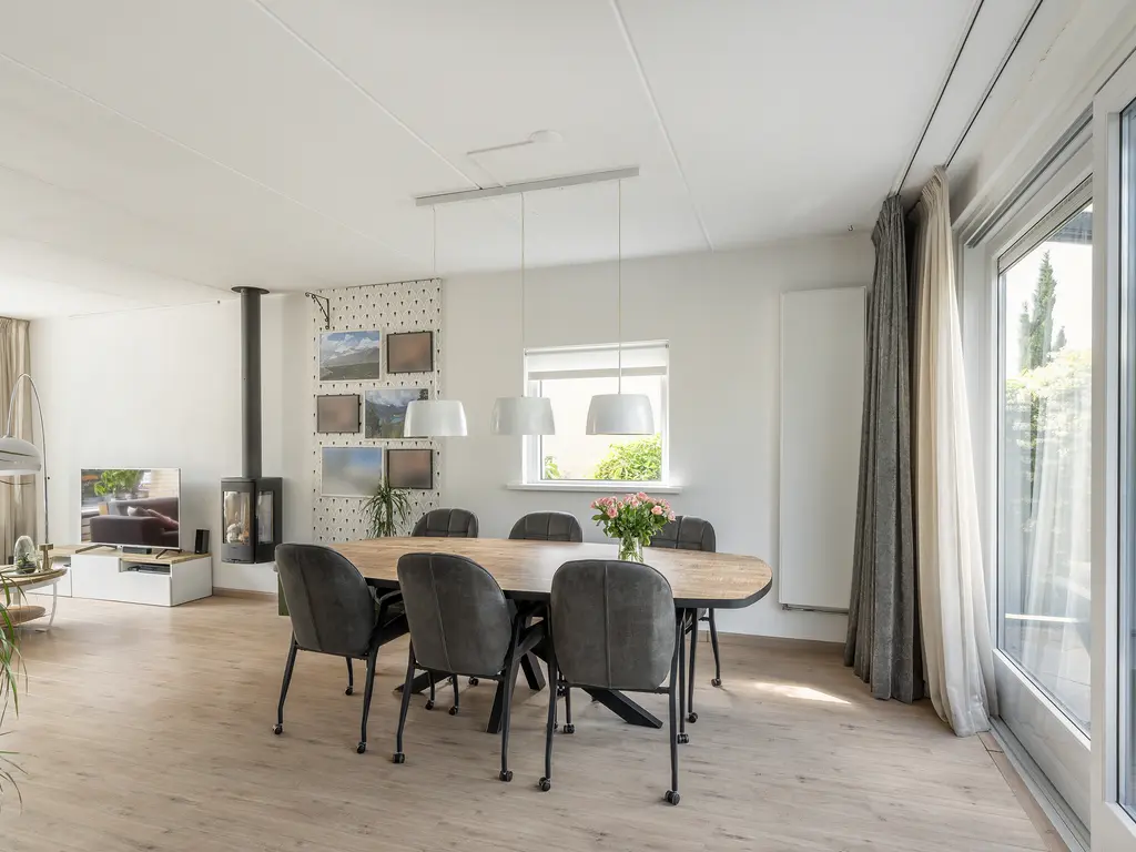 Lijsterbesstraat 14, 'S-GRAVENZANDE