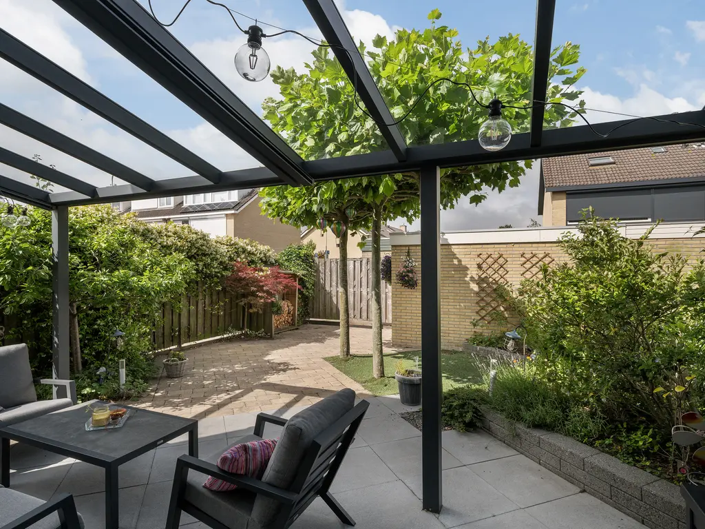 Lijsterbesstraat 14, 'S-GRAVENZANDE