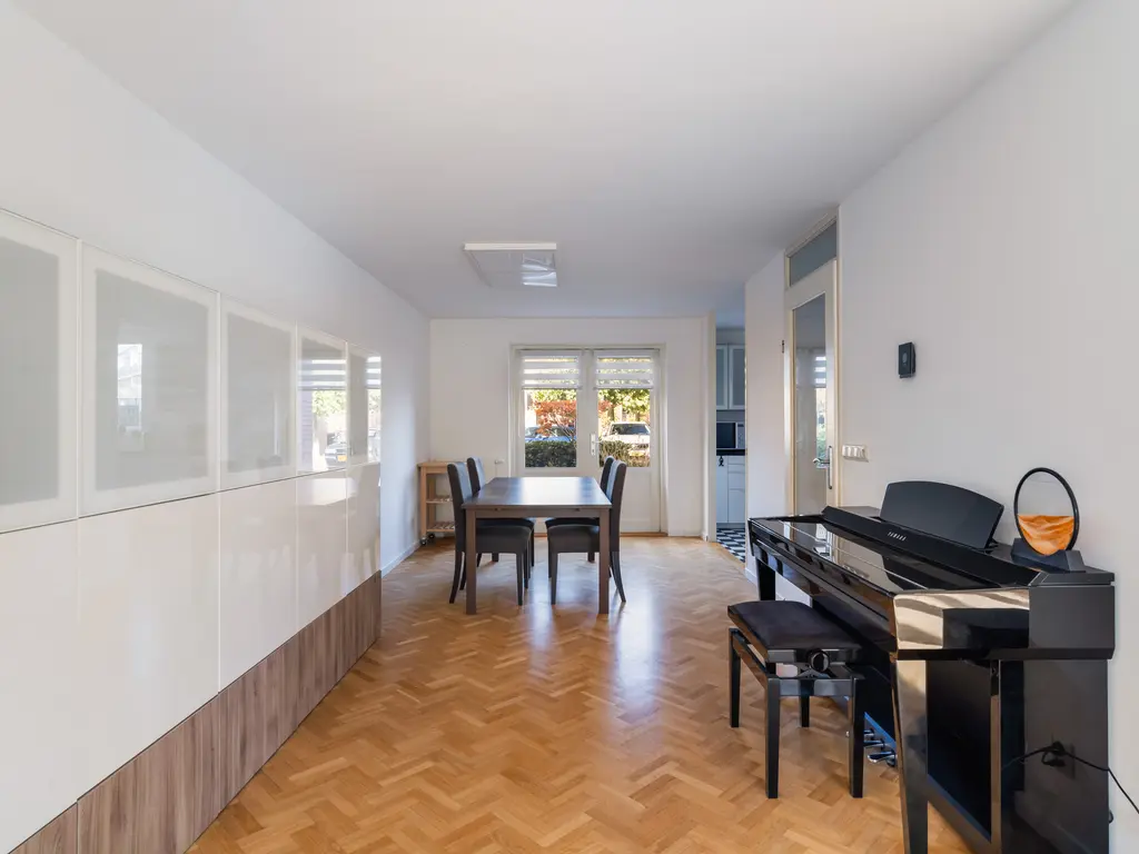 Van der Does de Willeboisstraat 27, WATERINGEN