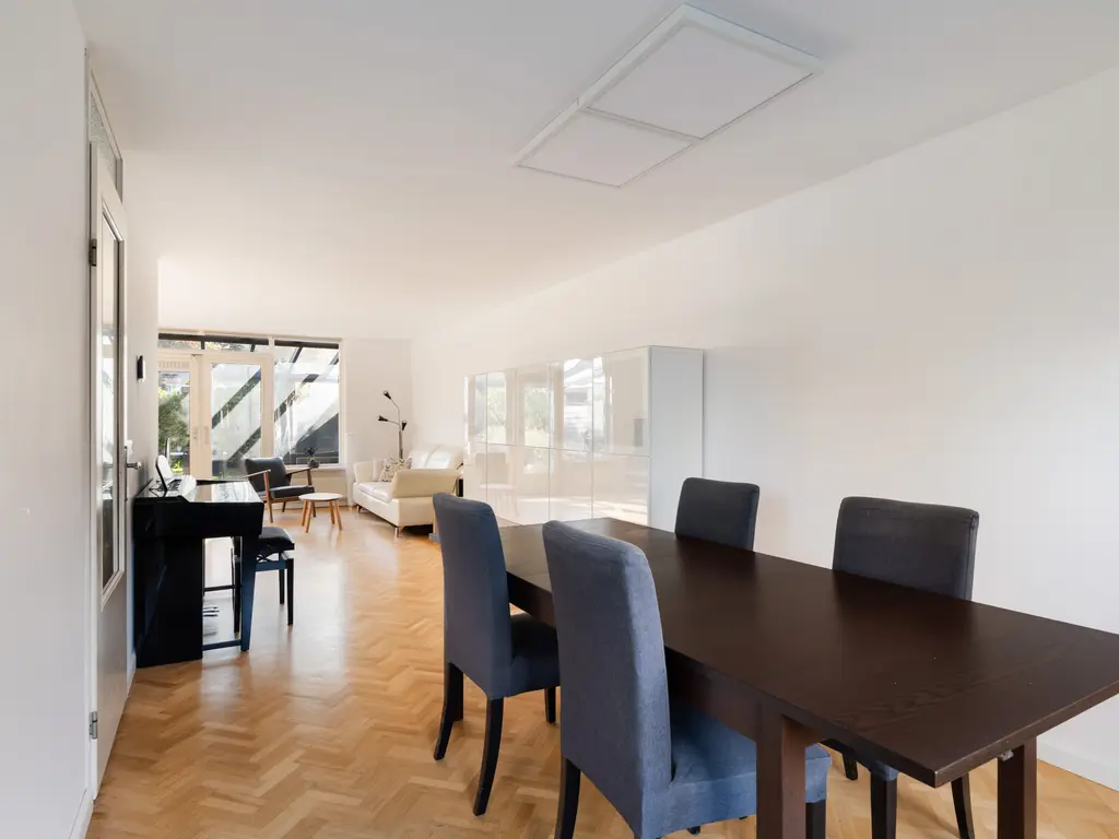 Van der Does de Willeboisstraat 27, WATERINGEN