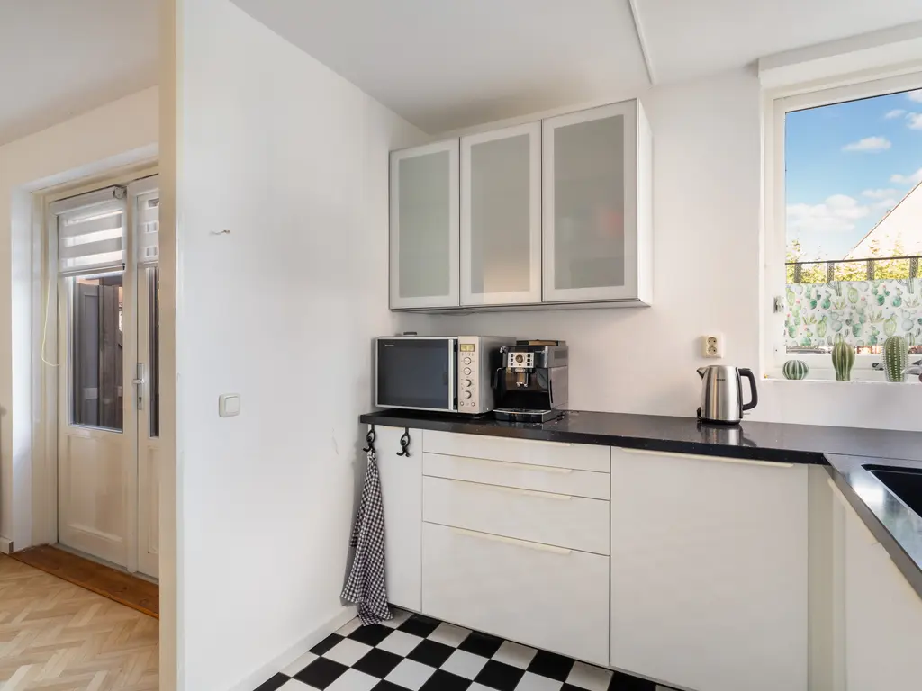 Van der Does de Willeboisstraat 27, WATERINGEN
