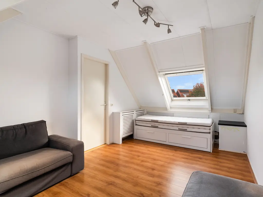 Van der Does de Willeboisstraat 27, WATERINGEN