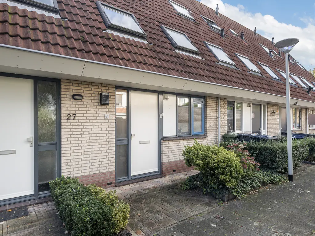 Zeekoet 25, Monster