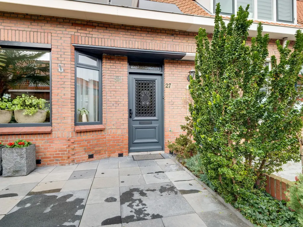 Duiventorenstraat 27, NAALDWIJK