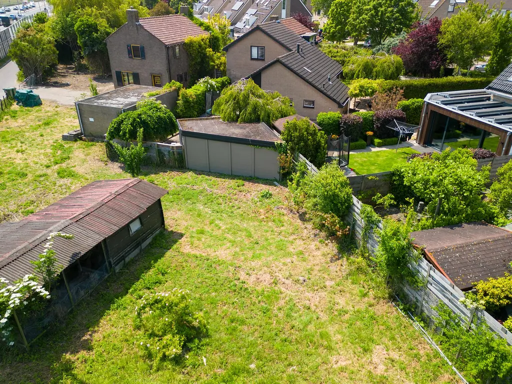 Burgemeester Elsenweg 18, NAALDWIJK