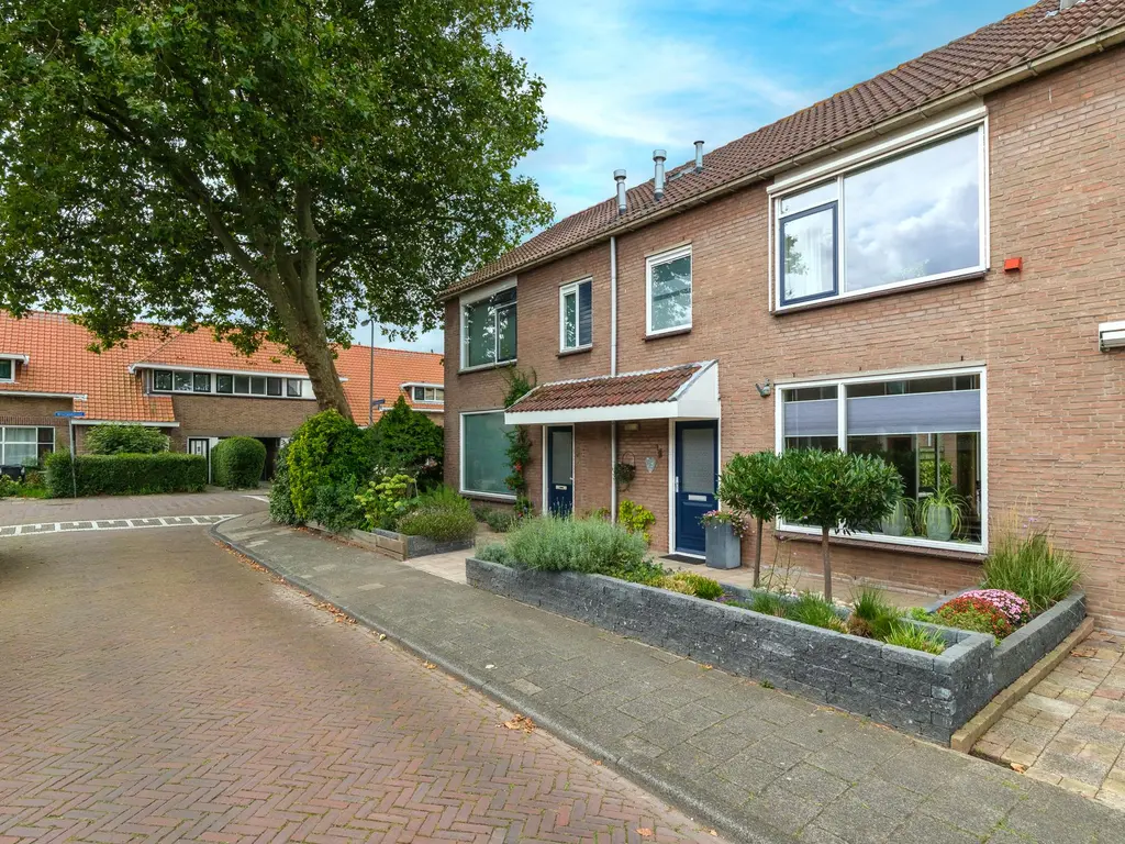 Karel Wiersmastraat 10, NAALDWIJK