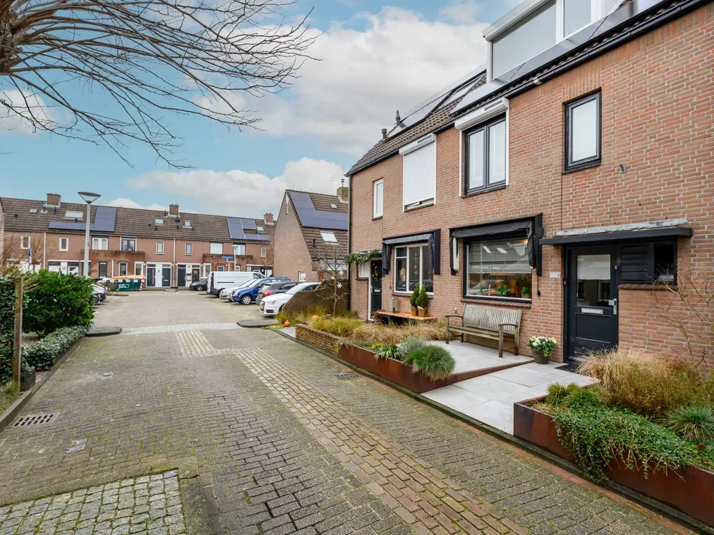 Felderhofstraat 8, 'S-GRAVENZANDE