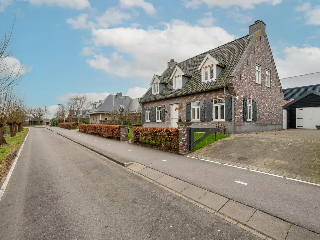 Nolweg 2e, MAASDIJK