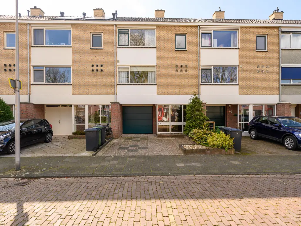 Ermgaart van der Lekstraat 5, NAALDWIJK