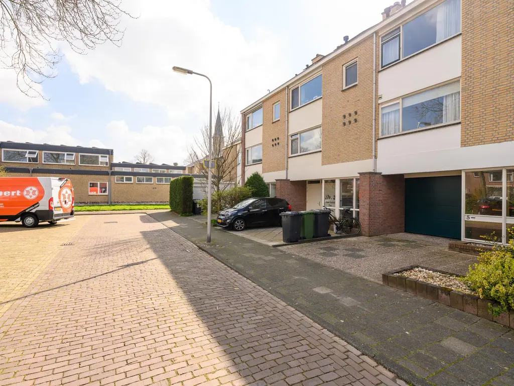 Ermgaart van der Lekstraat 5, NAALDWIJK