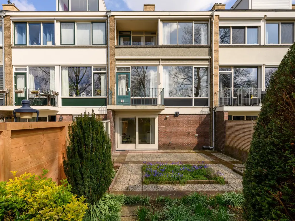 Ermgaart van der Lekstraat 5, NAALDWIJK