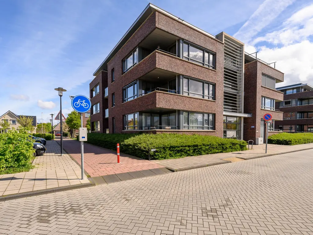 Van Poeljestraat 84, HONSELERSDIJK