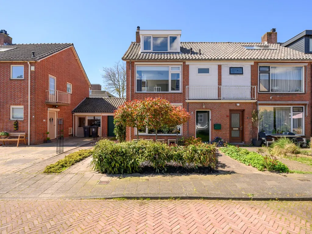 Chrysantenstraat 22, NAALDWIJK