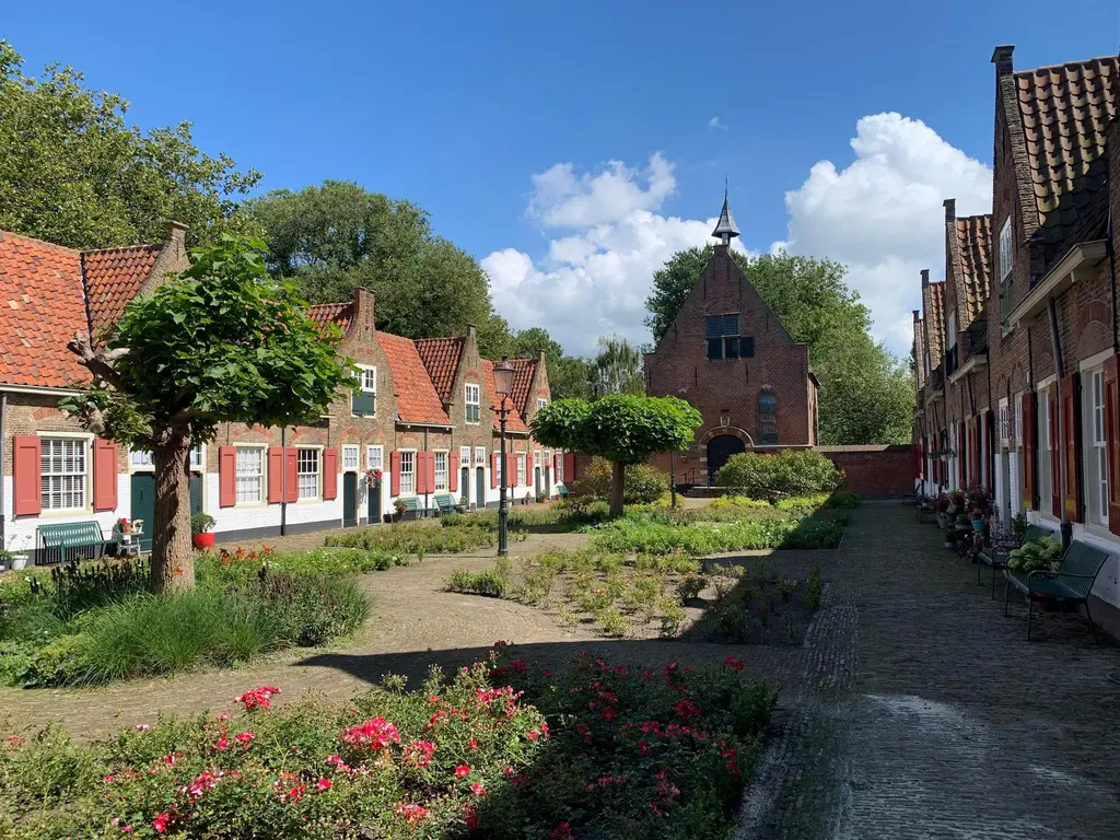 Kerkstraat 9, NAALDWIJK