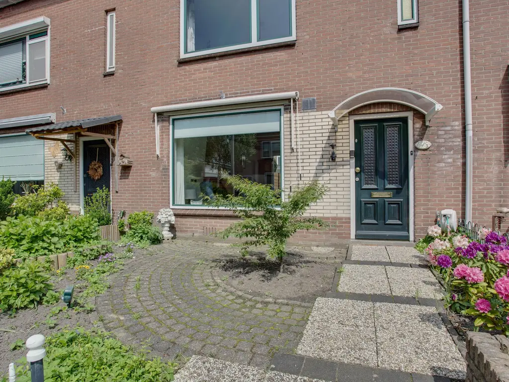 Mozartstraat 3, NAALDWIJK