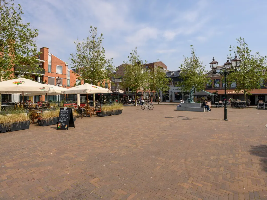 Marktplein 148, 'S-GRAVENZANDE