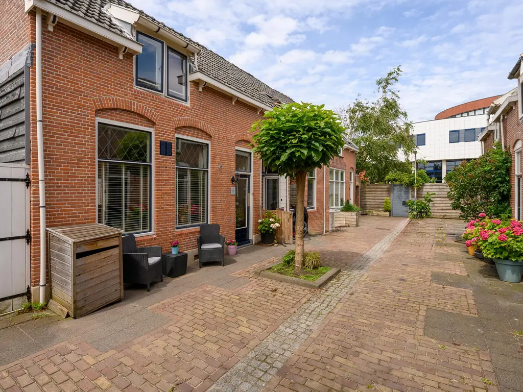 Nijverheidstraat 4, 'S-GRAVENZANDE