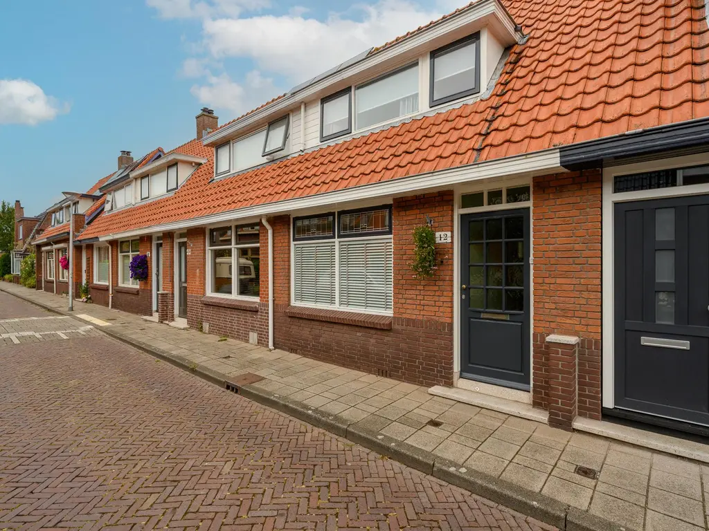 Prof. van Arkelstraat 12, 'S-GRAVENZANDE